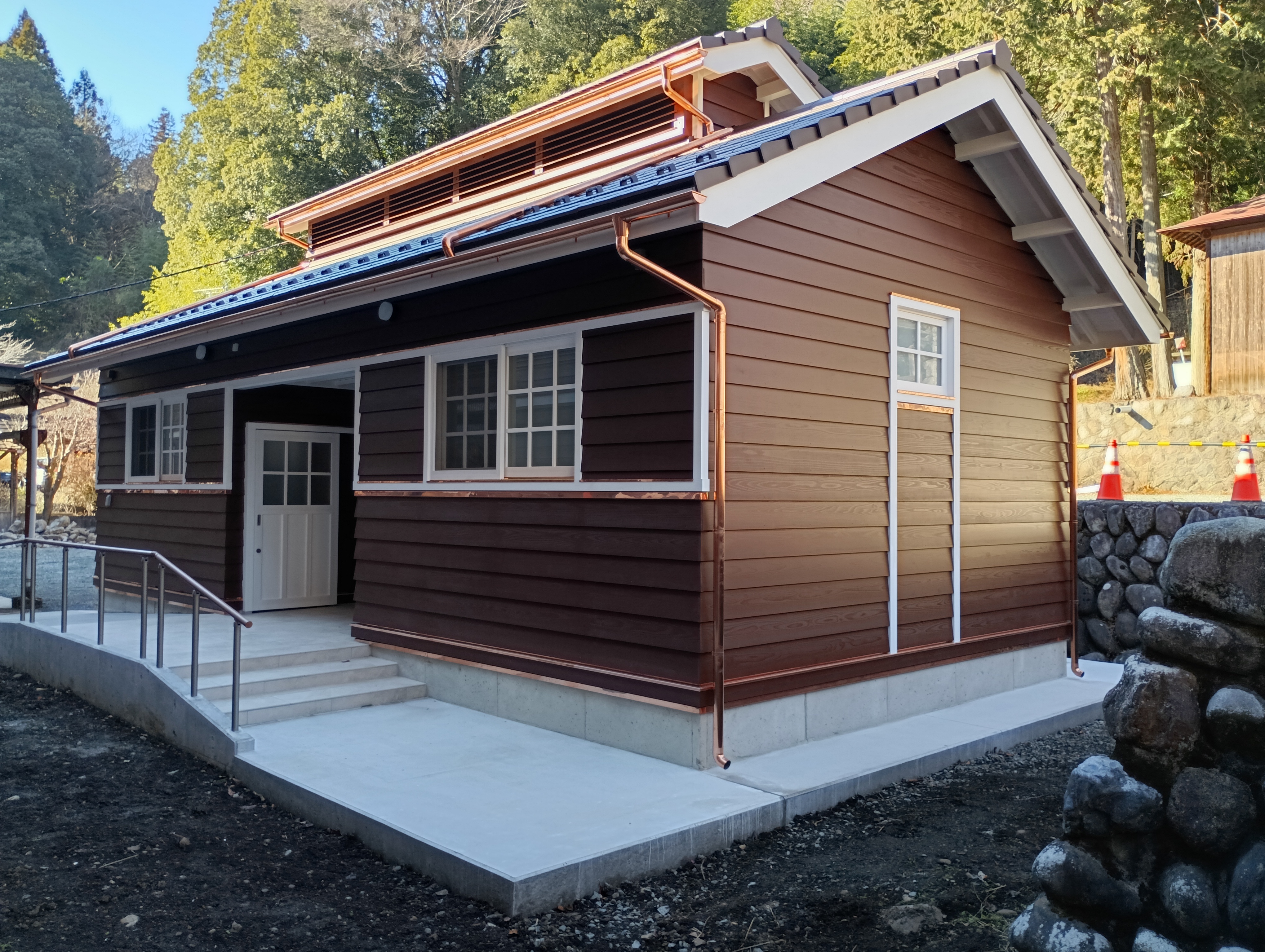 旧花輪小学校記念館屋外トイレ新築工事